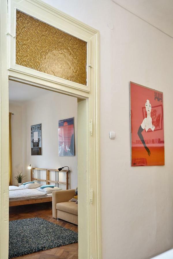 Plac Mariacki 8 Apartment Krakow Bagian luar foto