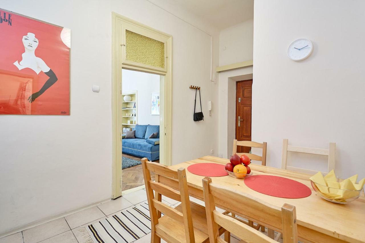 Plac Mariacki 8 Apartment Krakow Bagian luar foto