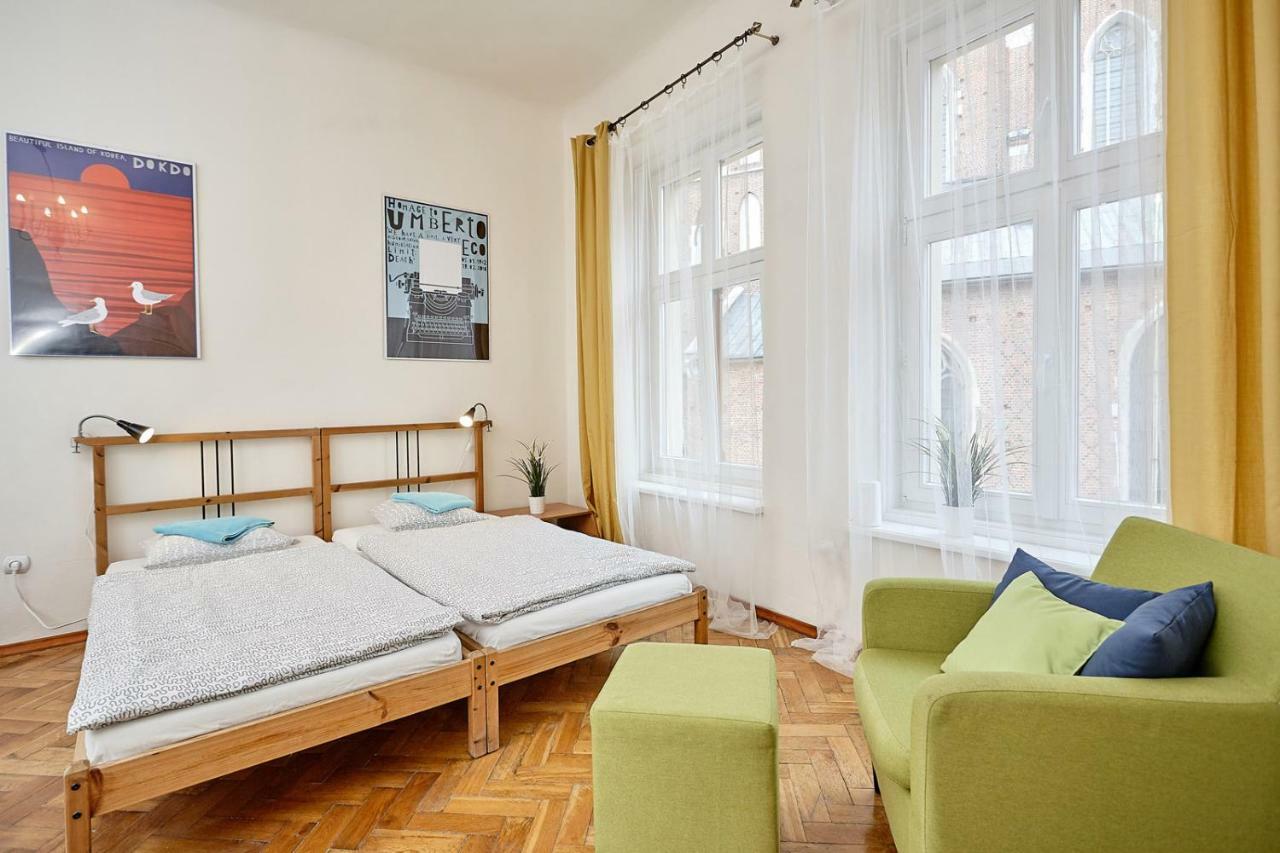 Plac Mariacki 8 Apartment Krakow Bagian luar foto