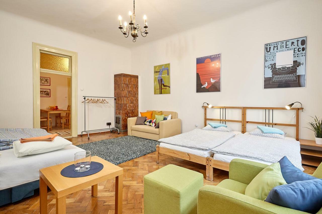 Plac Mariacki 8 Apartment Krakow Bagian luar foto